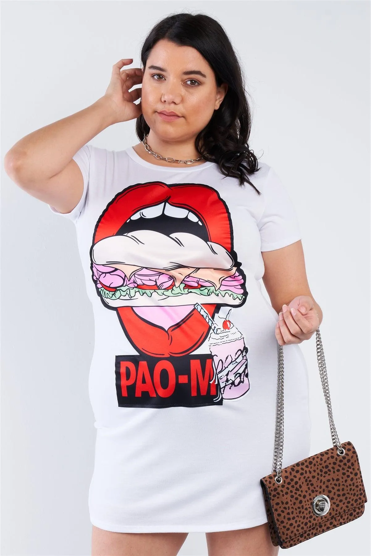 Plus Size White Red Lips Graphic T-shirt Dress /2-2-2