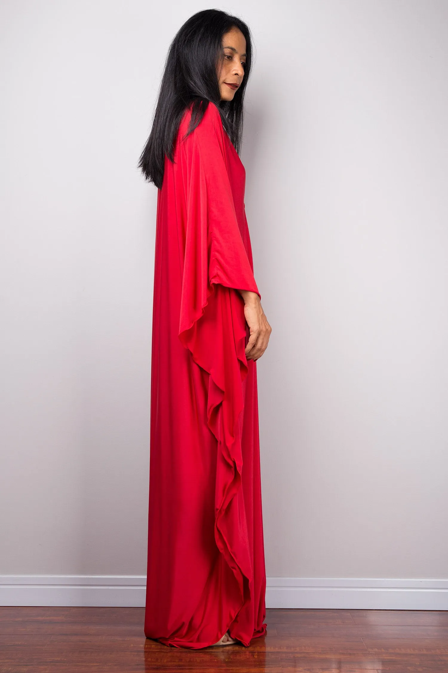 Red kaftan