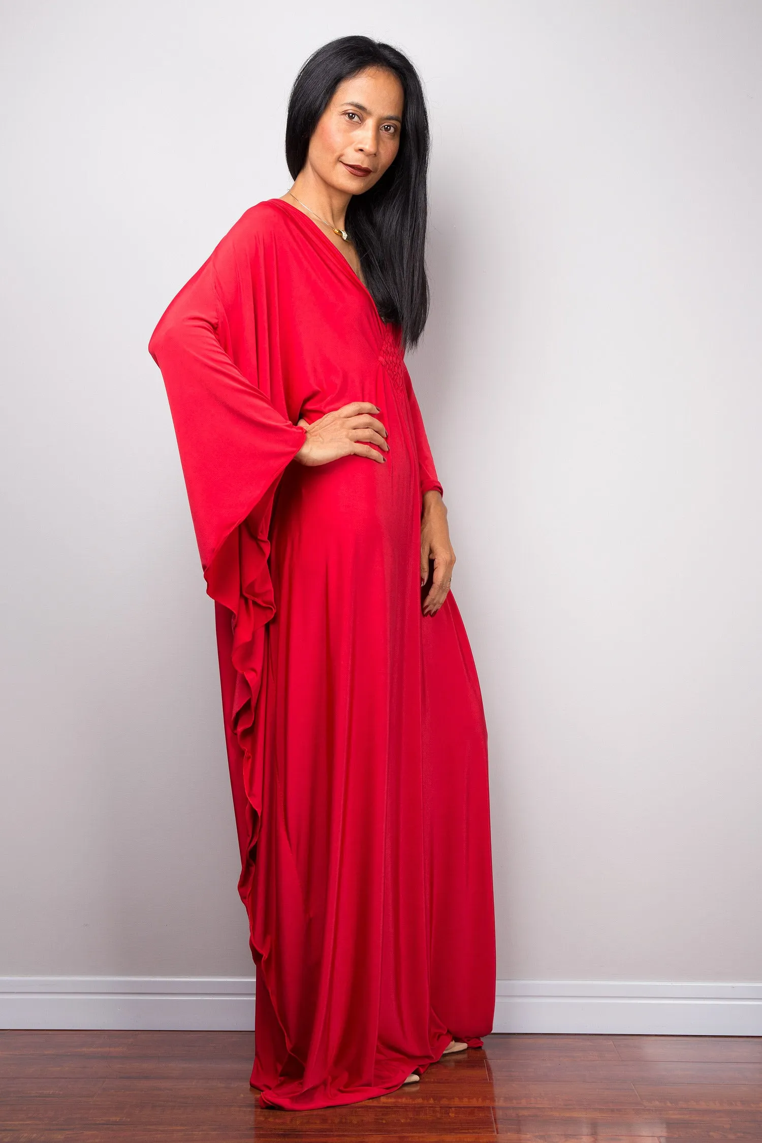 Red kaftan