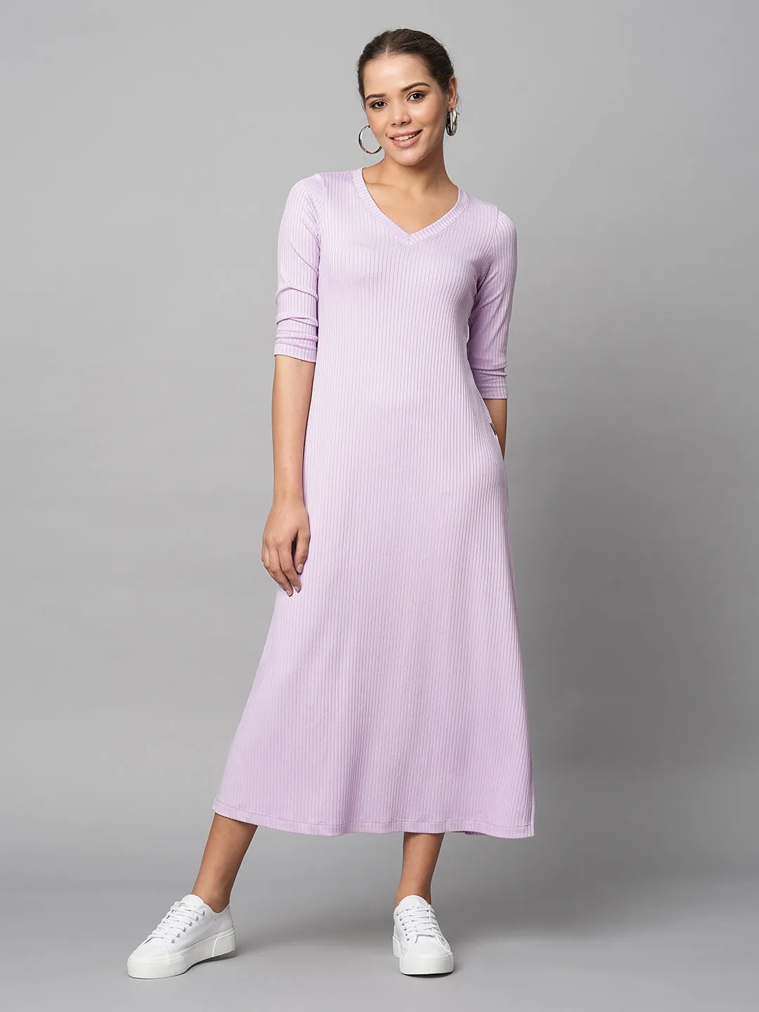 Ribbed Knit 3/4Th Sleeve Swing Midi Dress