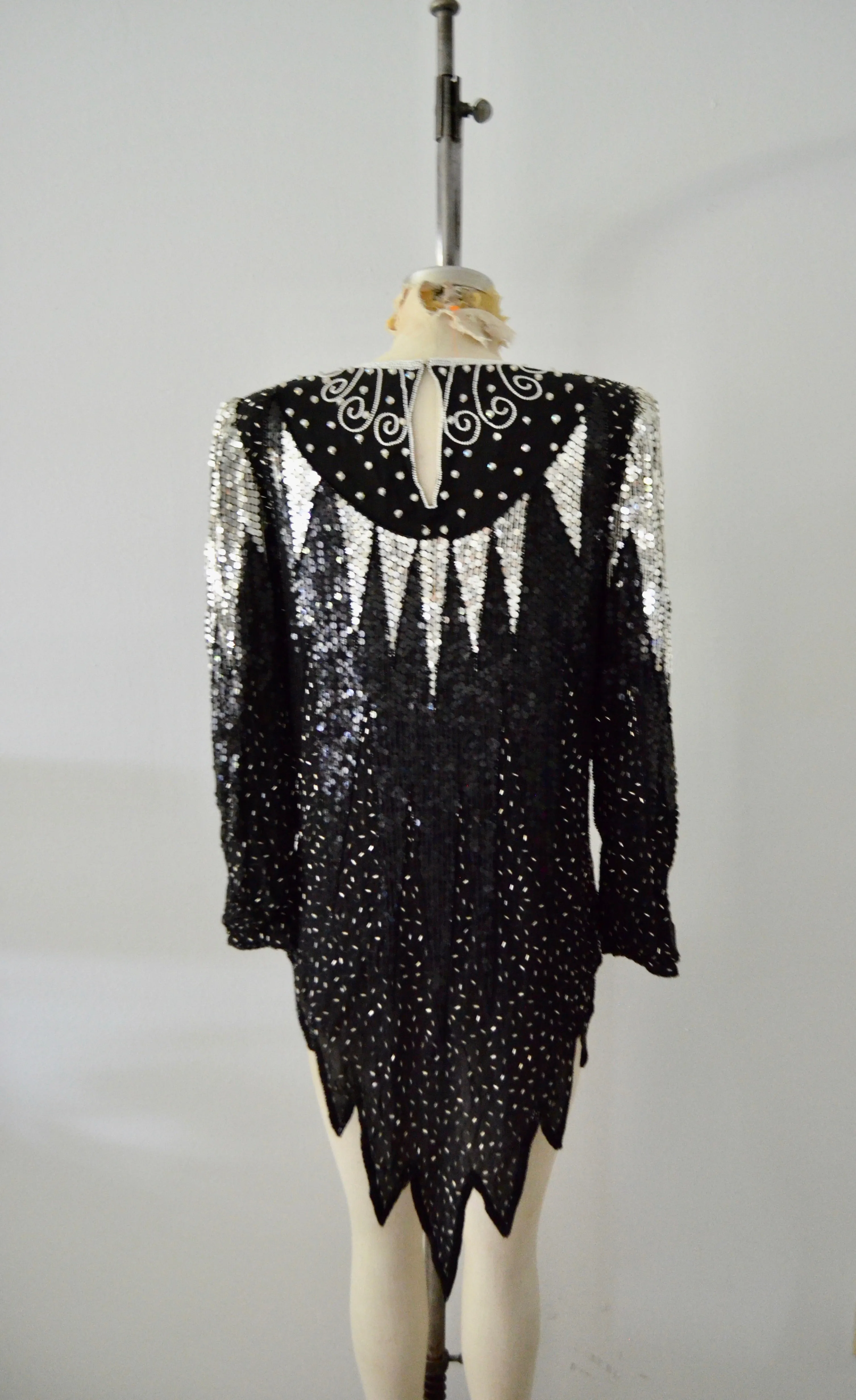 Saks Fifth Avenue Bejeweled Long Sleeve Top Dress Sequined Beaded Edge Wave Geometric Design Blouse 1980s Fashion